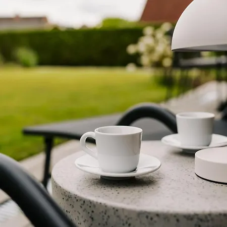 Apartment Kuesten De Diek - 1 Direkte Deichlage, Terrasse, 53qm Greetsiel